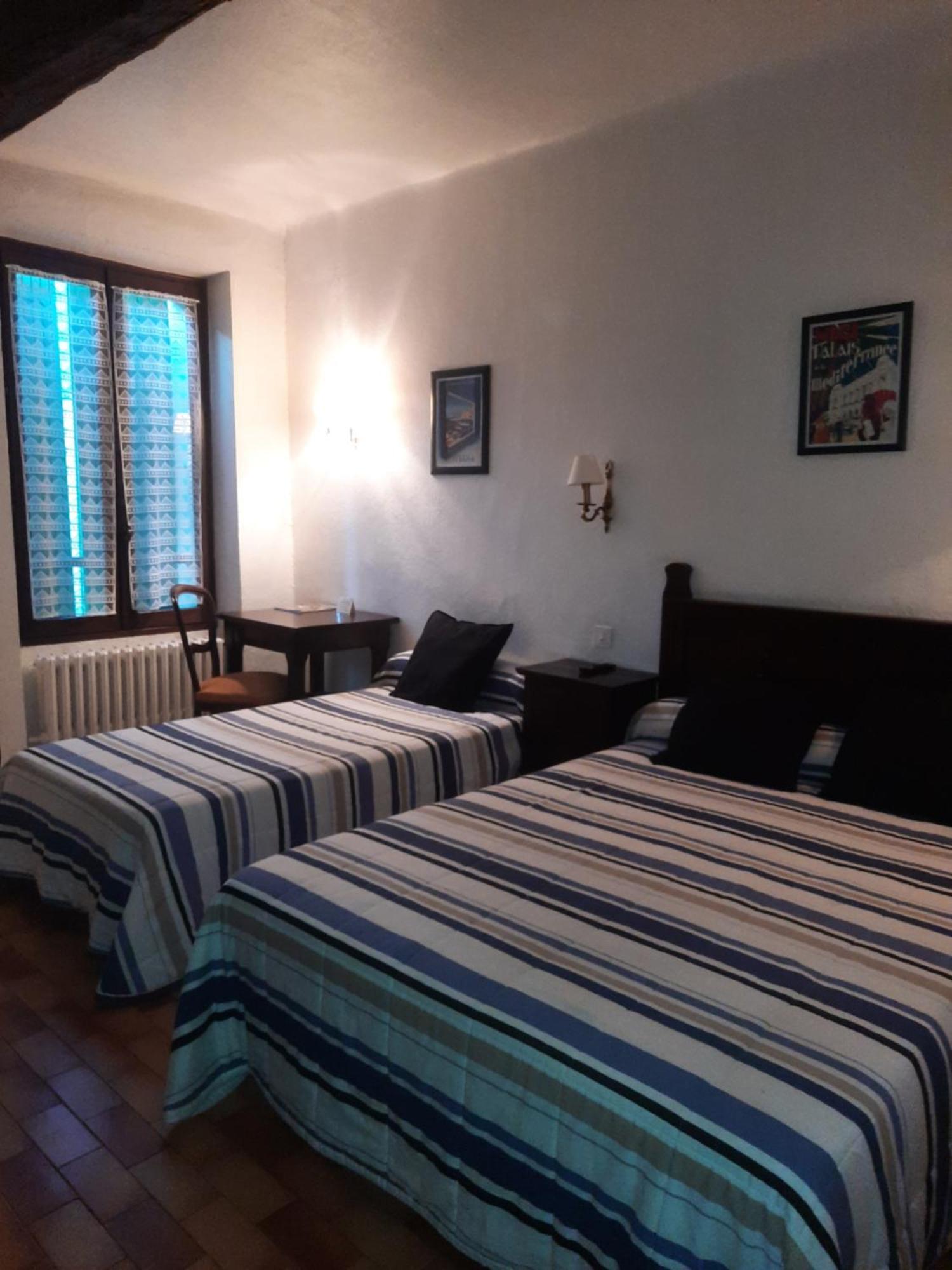 Hotel Central Digne-les-Bains ภายนอก รูปภาพ