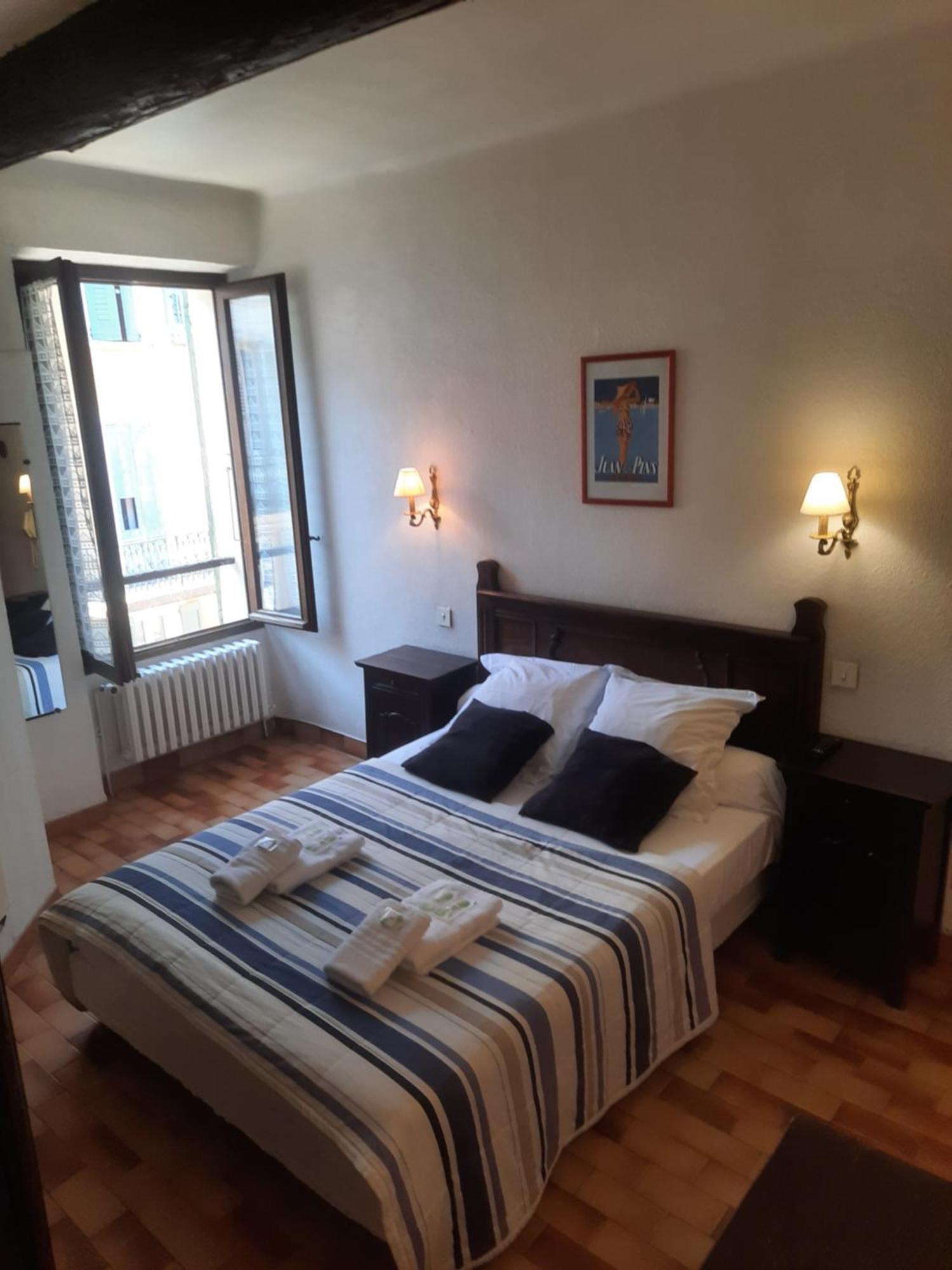 Hotel Central Digne-les-Bains ภายนอก รูปภาพ